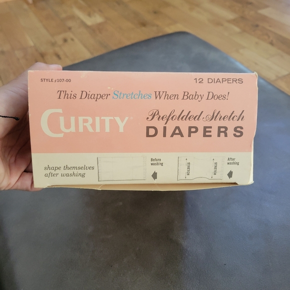 Vintage Curity prefolded stretch diapers - Picture 5 of 10